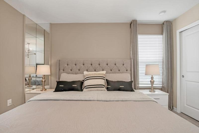 Amazing Game Room Your Kids Will Love! villa - image 16