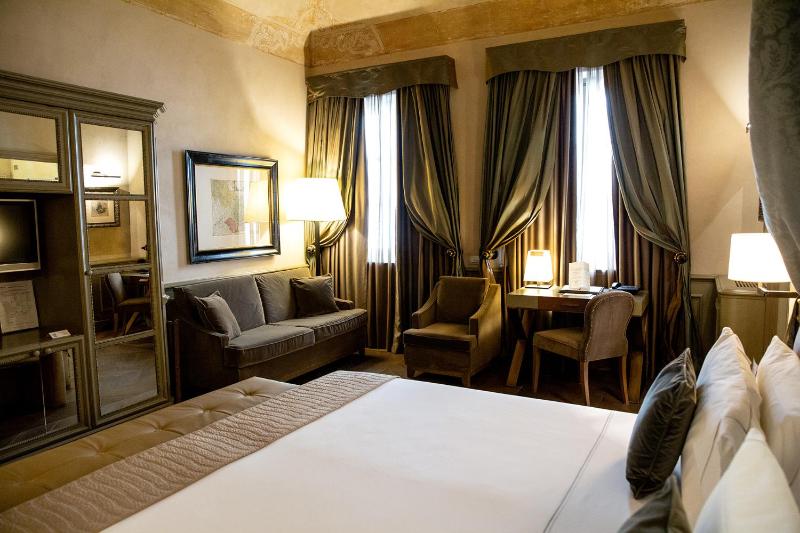 Junior Suite image 3