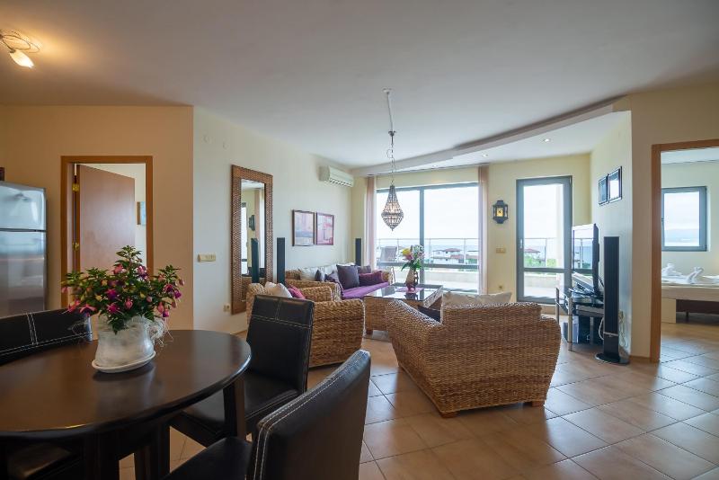 Two-Bedroom Apartment with Balcony (4 Adults) image 4