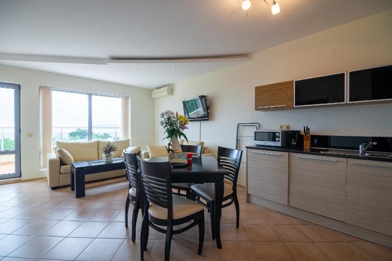 One-Bedroom Apartment with Balcony image 3