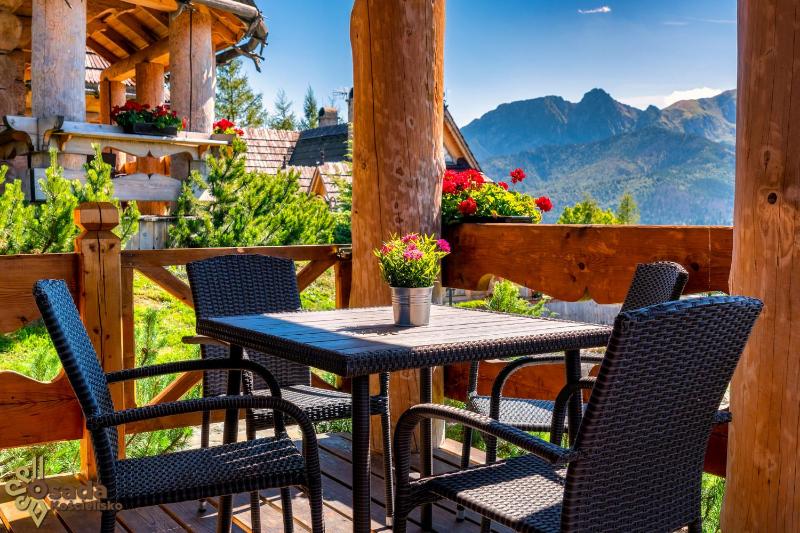 One Bedroom Apartment with Terrace, Fireplace and Mountain View image 1