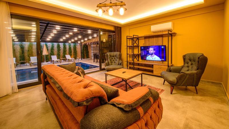 Söğüt 1 - 4 Bedroom with jacuzzi in Fethiye - image 13