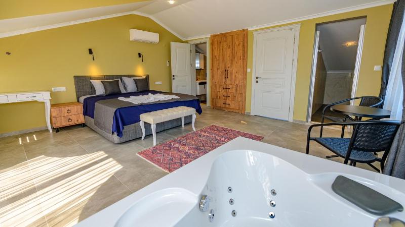 Söğüt 2 - 4 Bedroom with jacuzzi in Fethiye - image 9