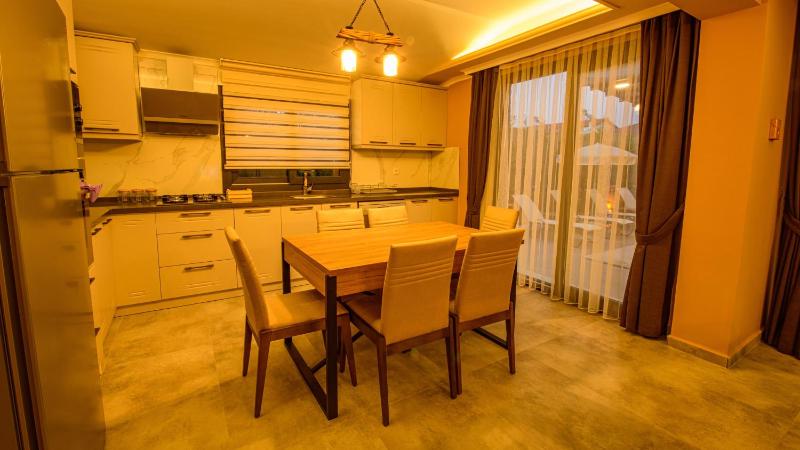 Söğüt 4 - 4 Bedroom with jacuzzi in Fethiye - image 24