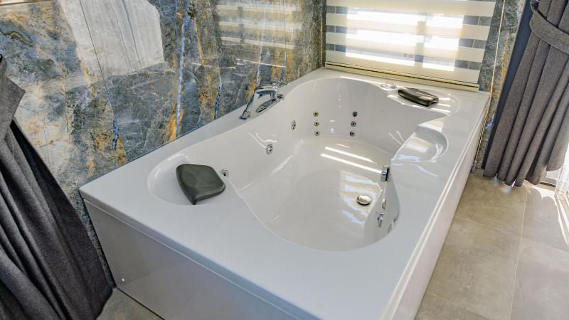 Söğüt 4 - 4 Bedroom with jacuzzi in Fethiye - image 2