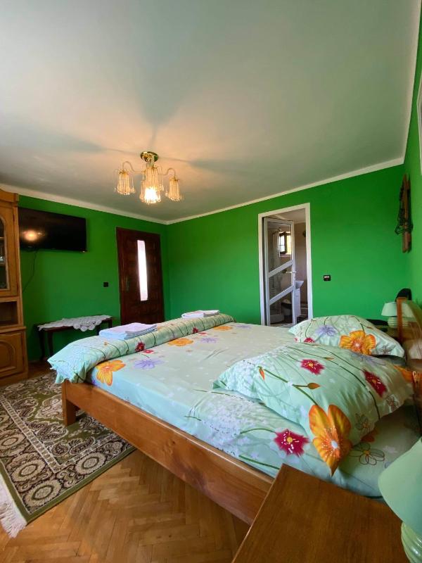 Double Room with Private Bathroom image 3