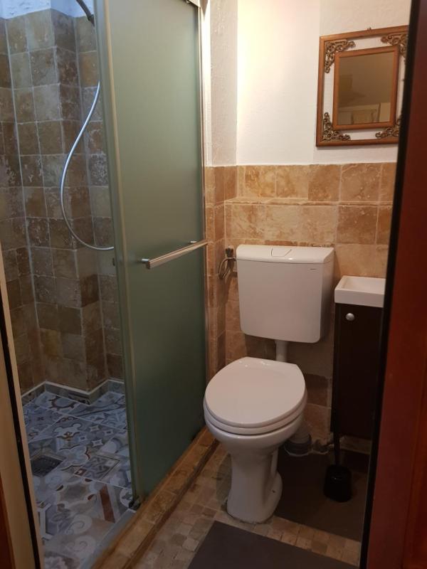 Double Room with Private Bathroom image 4