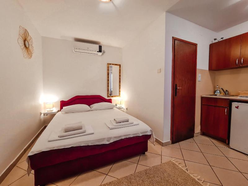 Double Room with Terrace image 1