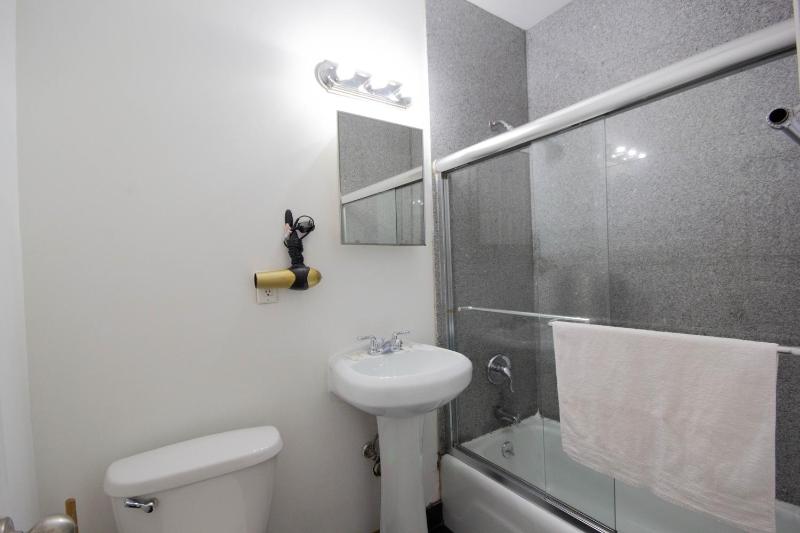Studio Apartment #35 image 3