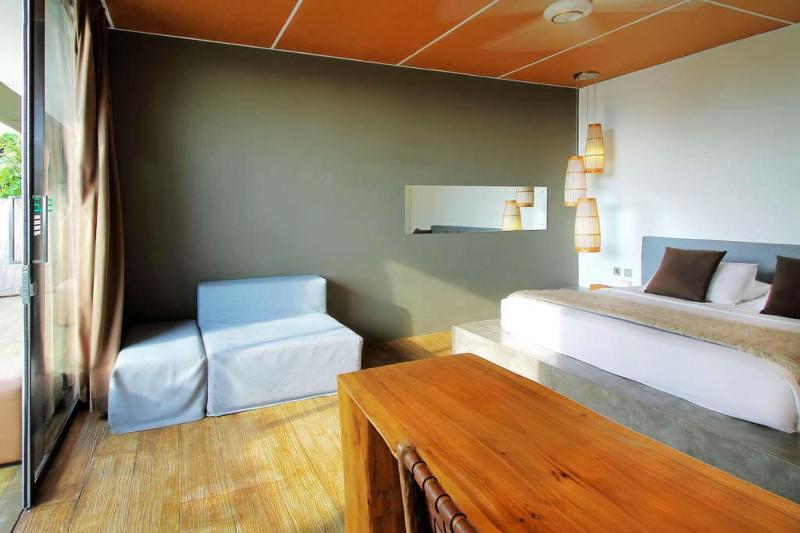 Clio Apartment - image 4