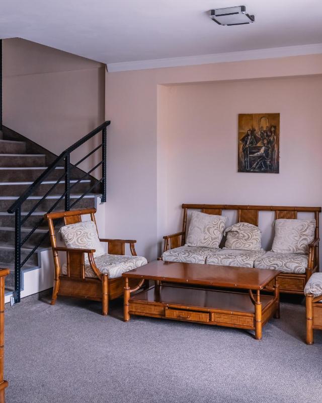 Maisonette image 2