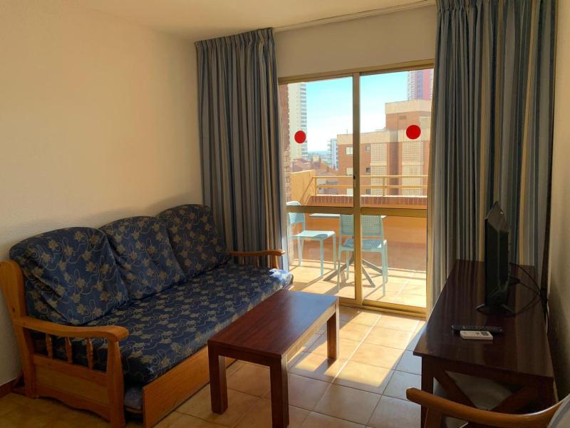 One-Bedroom Apartment with Pool View image 3