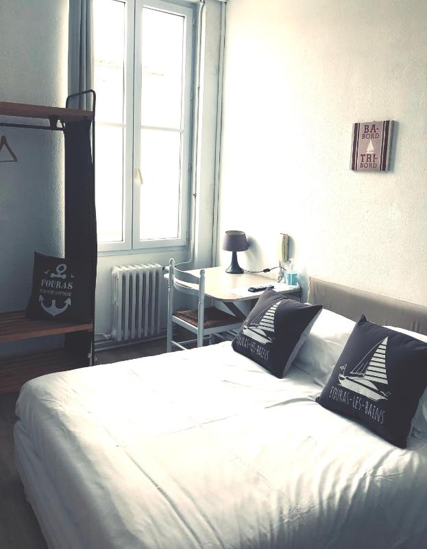 Economy Double Room image 1