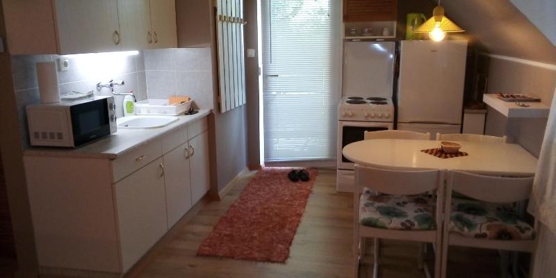 Studio Apartment image 2