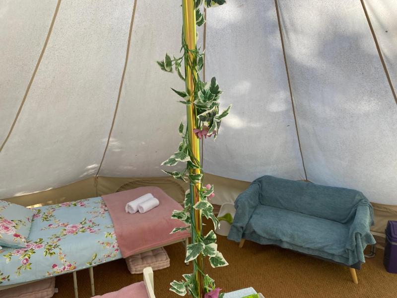 TENT 1  image 2