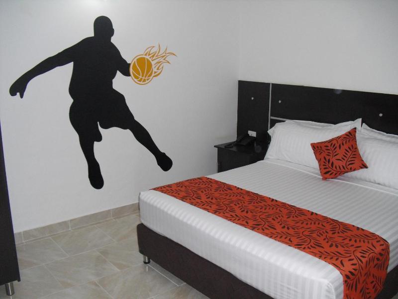 AW Hotel Sport - image 15
