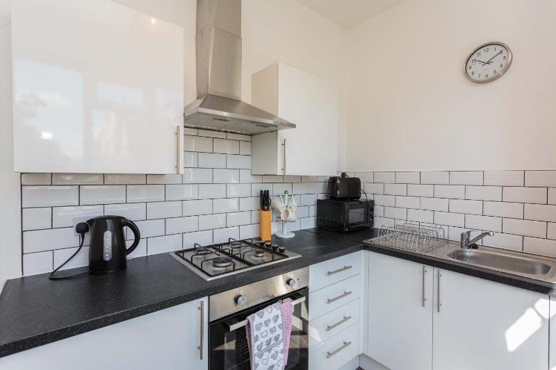 Cherry Property - Mulberry Suite - image 15