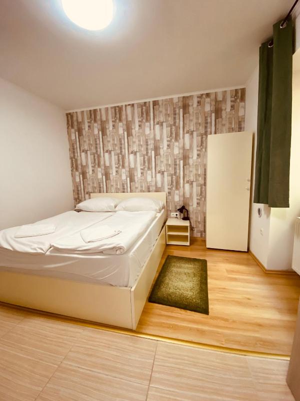 Easy Star Hotel - image 5