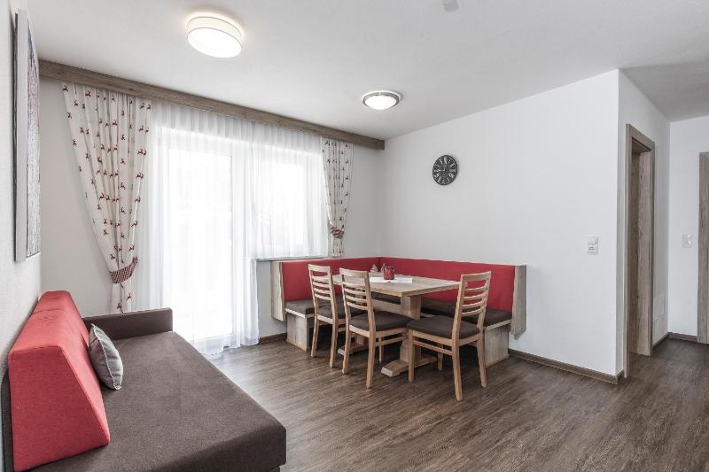 Apartment with Balcony (4-6 Adults) image 1
