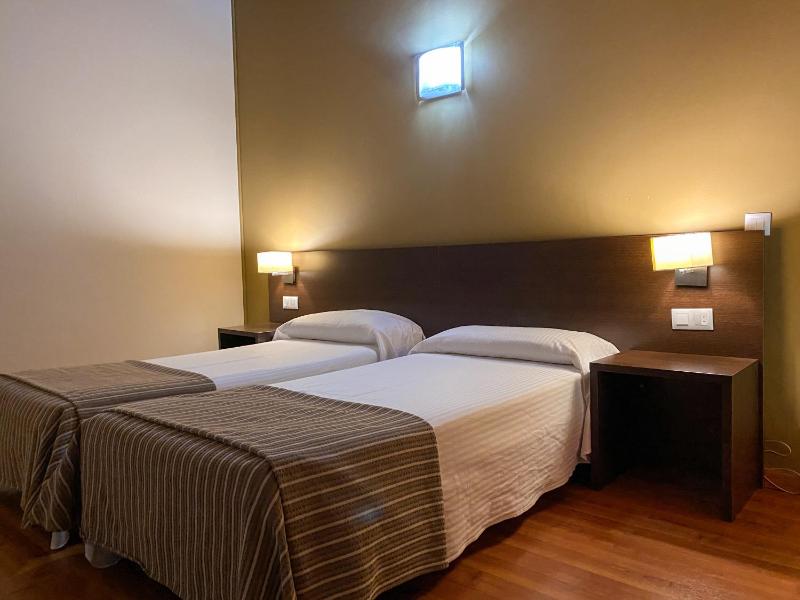 Duplex Room image 4