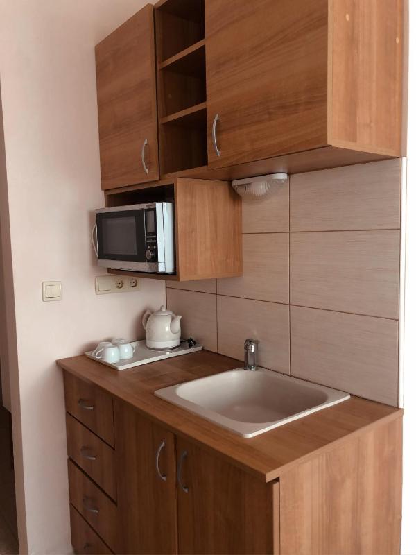 One-Bedroom Apartment with Balcony image 2