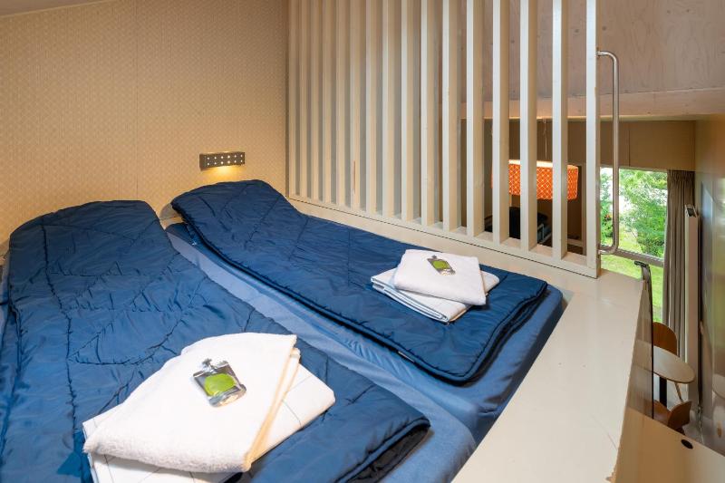 Six Person Family Room with Private Bathroom and Shower image 4