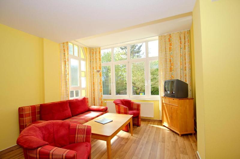 strandnah strandnah gratis Nutzung vom AHOI Erlebnisbad und Sauna in Sellin - Strandresidenz Brandenburg FeWo 22 - image 14