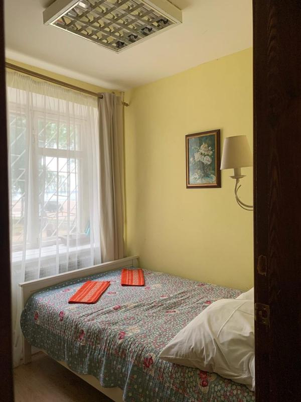 Budget Twin Room image 3