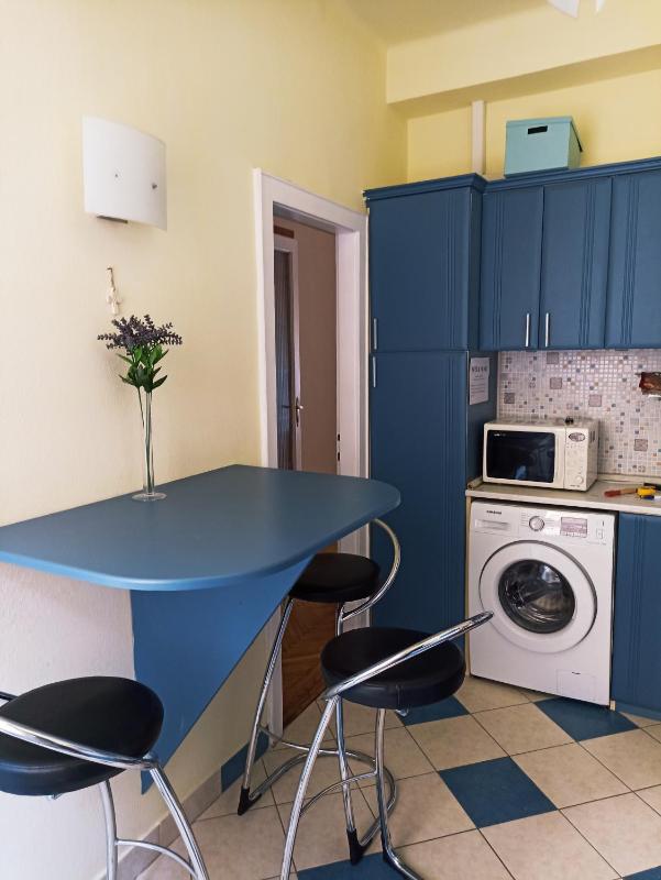 Opera Home Apartment - image 2