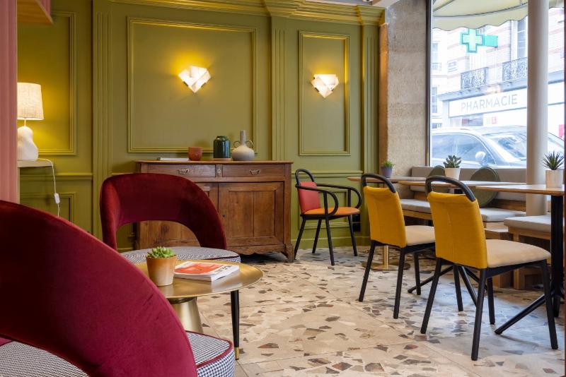 Hôtel De La Paix - image 3