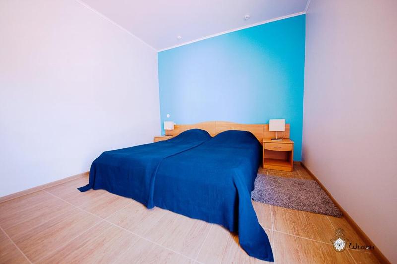 Single Room image 3