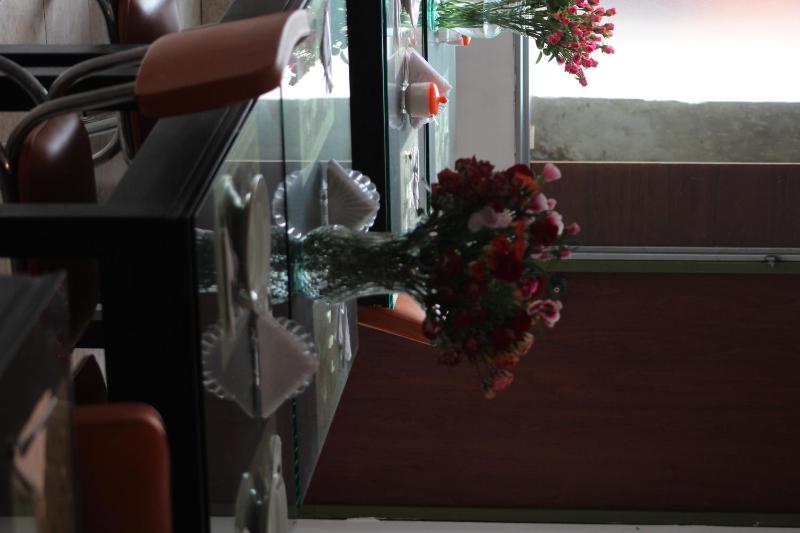 Hotel Real Estación - image 10