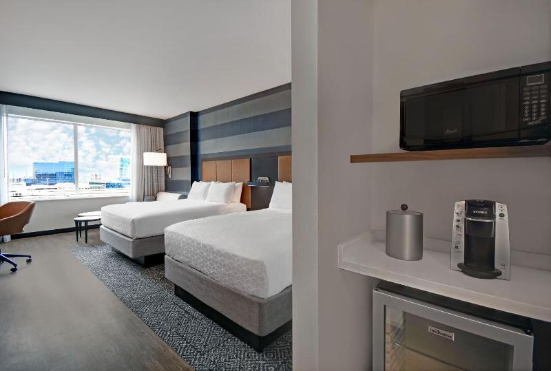 Holiday Inn Express Houston Galleria Area By IHG - image 25