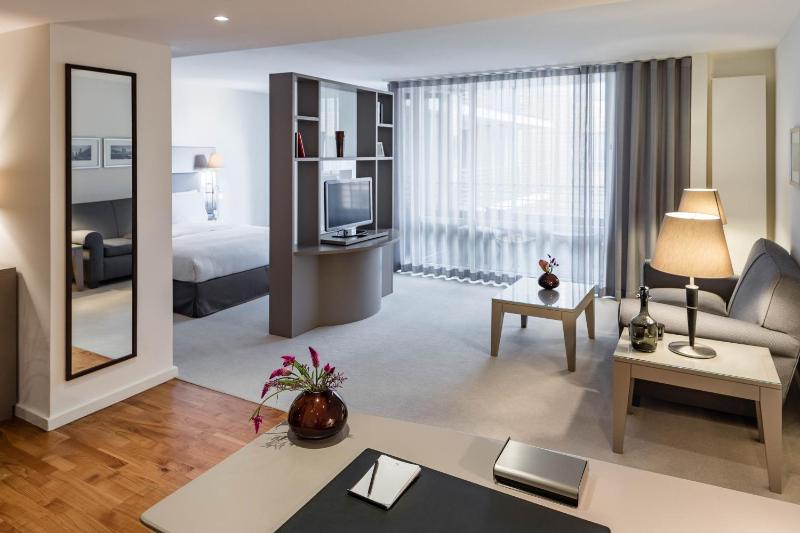 Executive Suite image 1
