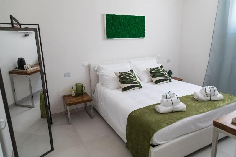 Family Green Suite - image 19