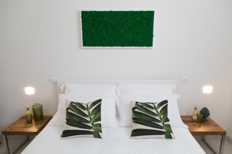 Family Green Suite - image 9