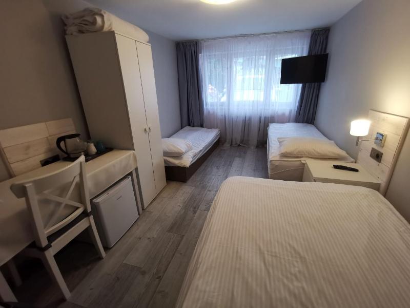 Triple Room image 4