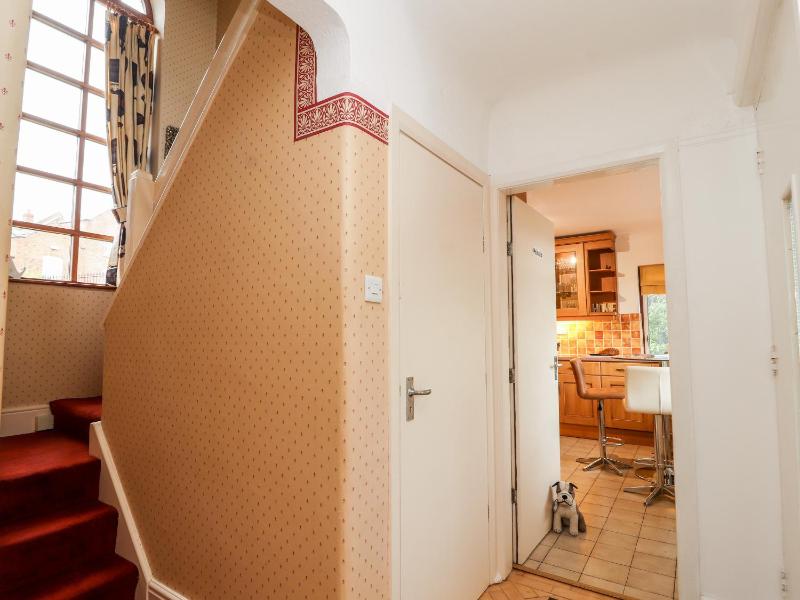 Dee Heights Penthouse - image 11