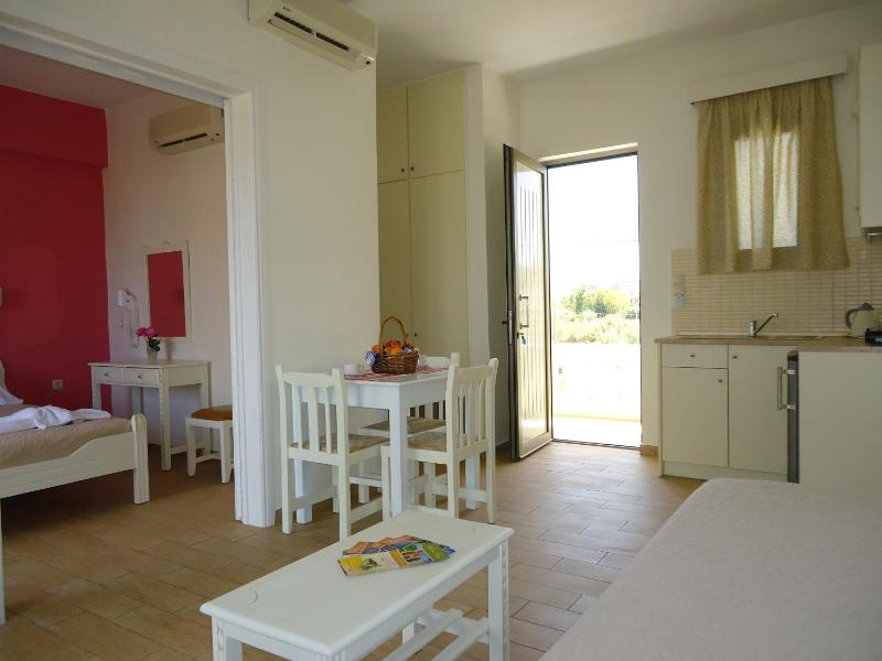 Apartment (2-3 Adults) image 3