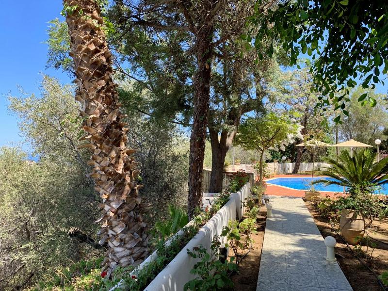 Three-Bedroom Villa with Private Pool image 3