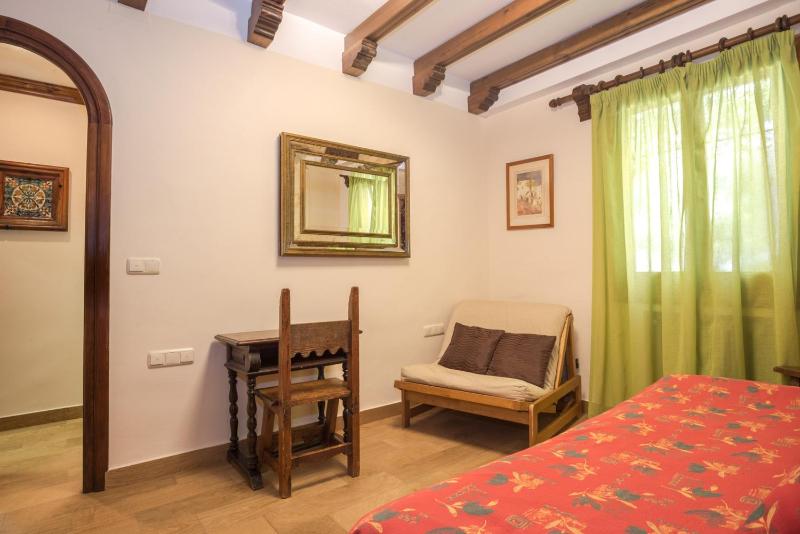 Family Room (2 Adults + 2 Children) image 2