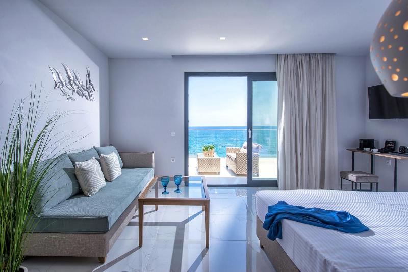 Maritime Suites - image 44