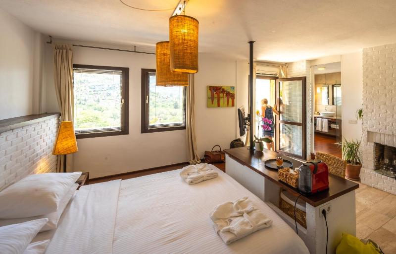Passionate Room image 3