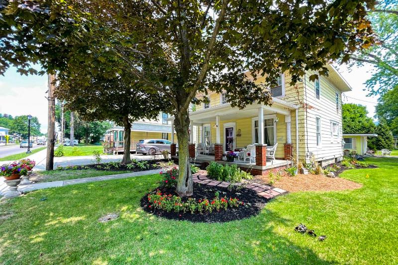 Four Bedroom House image 1