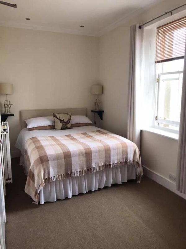 Deluxe Double Room with Sea View image 3