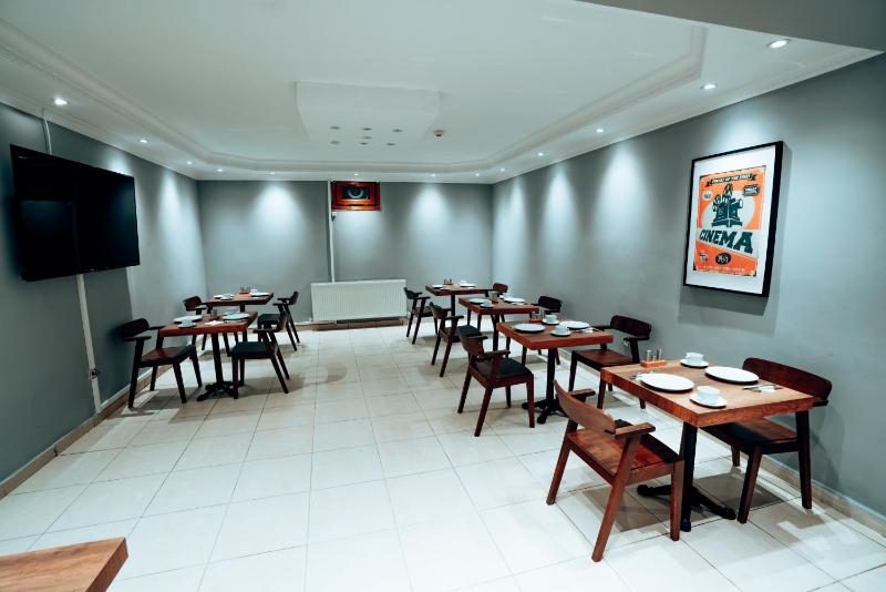 Gulliver Mansion Hotel - image 13