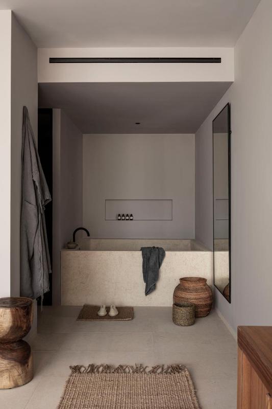 Deluxe Junior Suite image 3