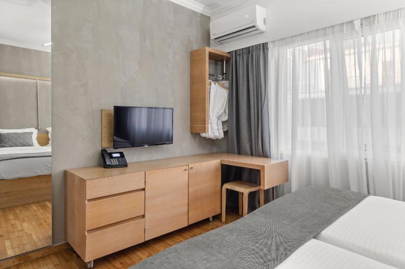 Deluxe Apartment image 1