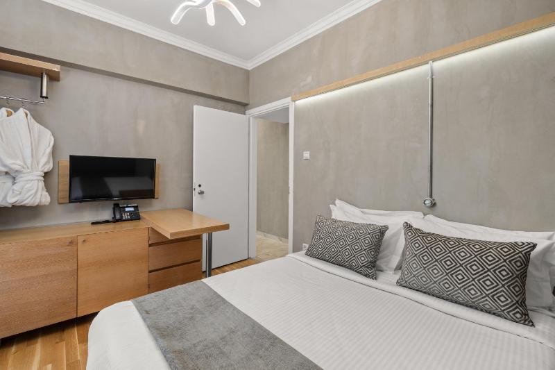 Deluxe Apartment image 2