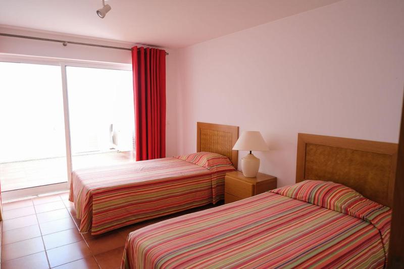 Four-Bedroom Villa with Private Pool image 4